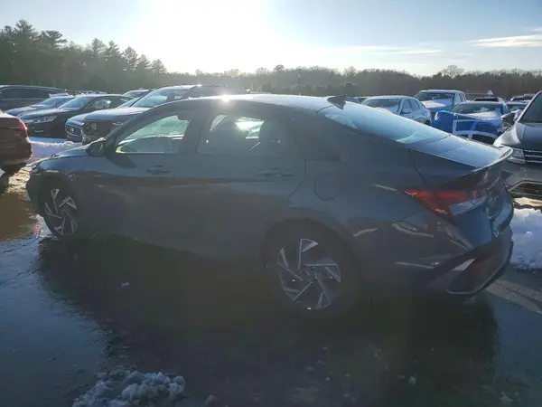 KMHLM4DG5SU975410 2025 HYUNDAI ELANTRA - Image 2