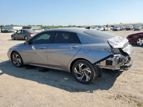 KMHLM4DG5SU978808 2025 HYUNDAI ELANTRA - Image 2