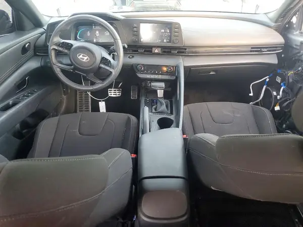 KMHLM4DG5SU981384 2025 HYUNDAI ELANTRA - Image 8