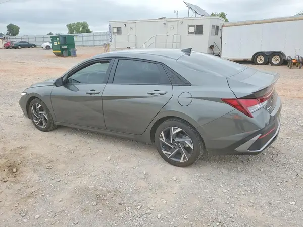 KMHLM4DG5SU985094 2025 HYUNDAI ELANTRA - Image 2