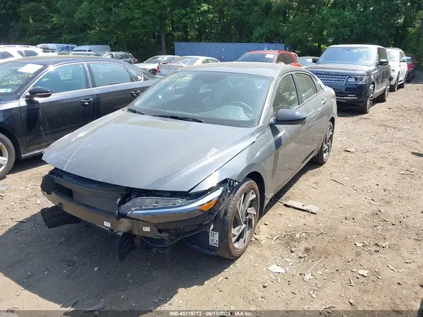 KMHLM4DG5SU988285 2025 HYUNDAI ELANTRA - Image 2