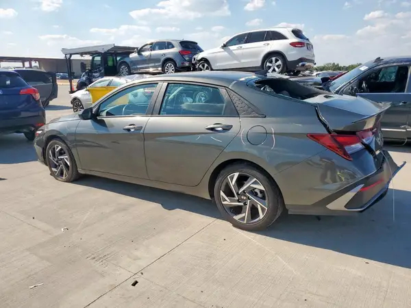 KMHLM4DG5SU991932 2025 HYUNDAI ELANTRA - Image 2