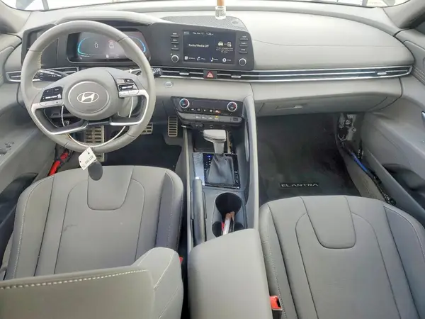 KMHLM4DG5SU994037 2025 HYUNDAI ELANTRA - Image 8