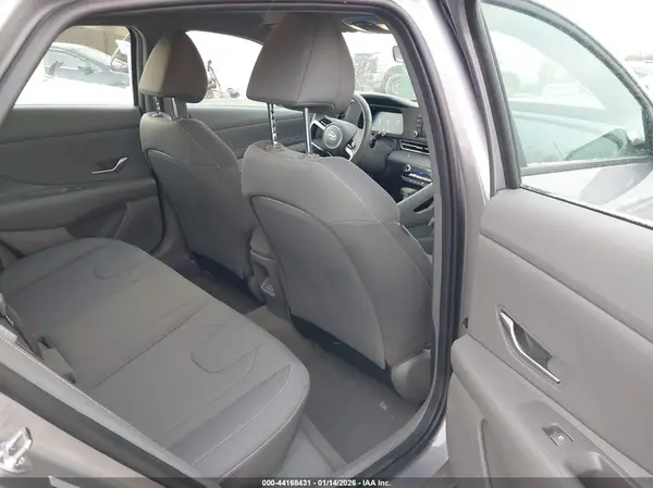 KMHLM4DG5SU994832 2025 HYUNDAI ELANTRA - Image 8