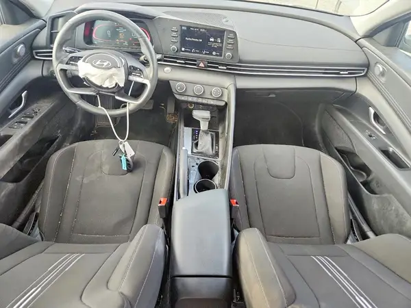 KMHLM4DG5SU995303 2025 HYUNDAI ELANTRA - Image 8