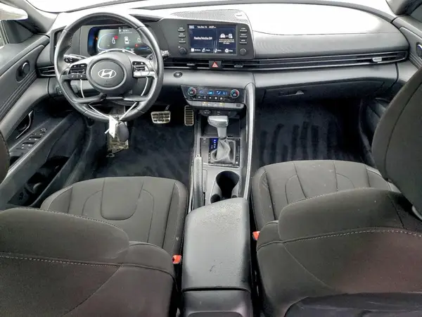 KMHLM4DG5SU995561 2025 HYUNDAI ELANTRA - Image 8