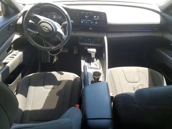 KMHLM4DG5TU105402 2026 HYUNDAI ELANTRA - Image 8