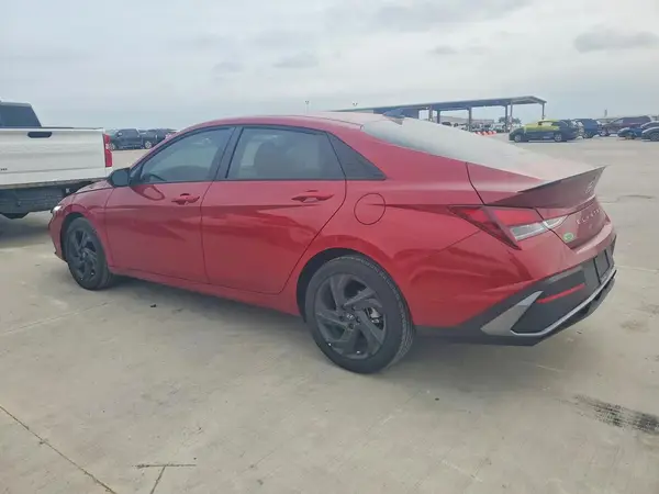 KMHLM4DG5TU137718 2026 HYUNDAI ELANTRA - Image 2