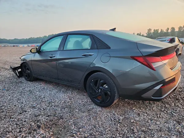 KMHLM4DG5TU155801 2026 HYUNDAI ELANTRA - Image 2