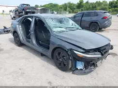 KMHLM4DG5TU182643 2026 HYUNDAI ELANTRA