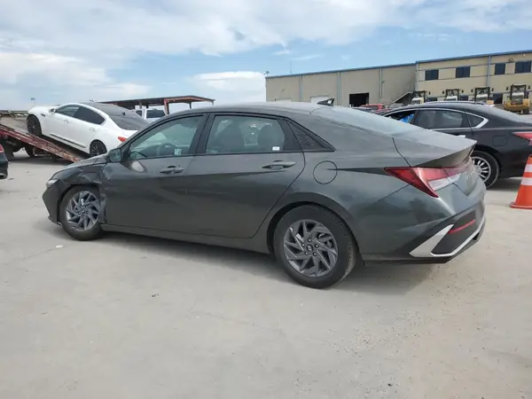 KMHLM4DG6RU638920 2024 HYUNDAI ELANTRA - Image 2