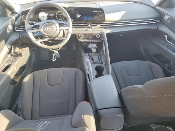 KMHLM4DG6RU653370 2024 HYUNDAI ELANTRA - Image 8