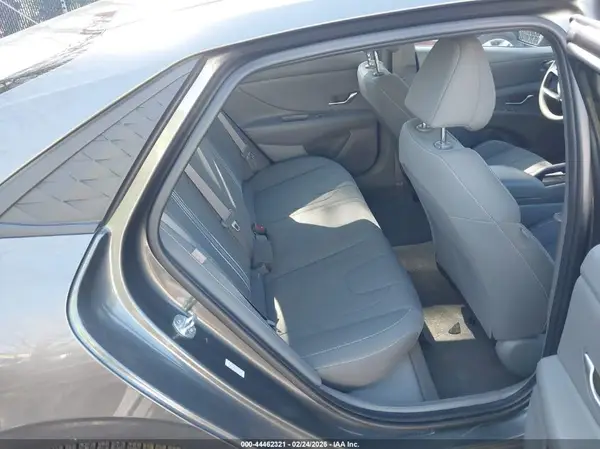 KMHLM4DG6RU661405 2024 HYUNDAI ELANTRA - Image 8