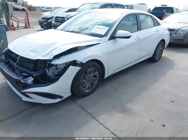 KMHLM4DG6RU663946 2024 HYUNDAI ELANTRA - Image 2