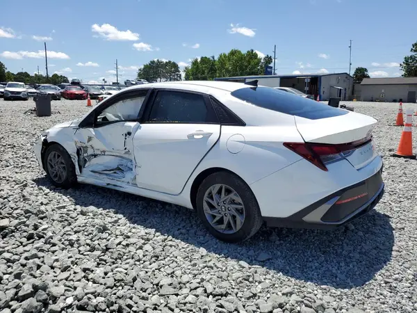 KMHLM4DG6RU663994 2024 HYUNDAI ELANTRA - Image 2