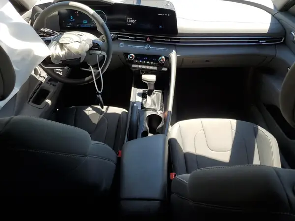 KMHLM4DG6RU663994 2024 HYUNDAI ELANTRA - Image 8