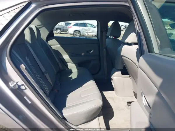 KMHLM4DG6RU672114 2024 HYUNDAI ELANTRA - Image 8
