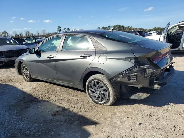 KMHLM4DG6RU672761 2024 HYUNDAI ELANTRA - Image 2