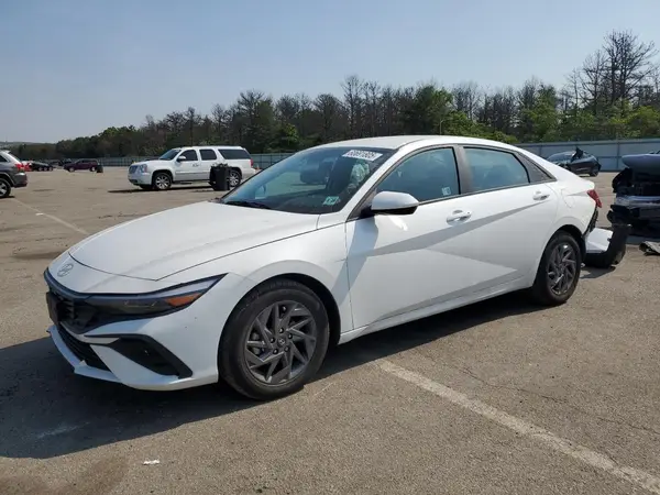 KMHLM4DG6RU680083 2024 HYUNDAI ELANTRA - Image 1