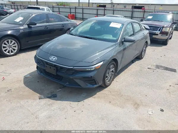 KMHLM4DG6RU682464 2024 HYUNDAI ELANTRA - Image 2