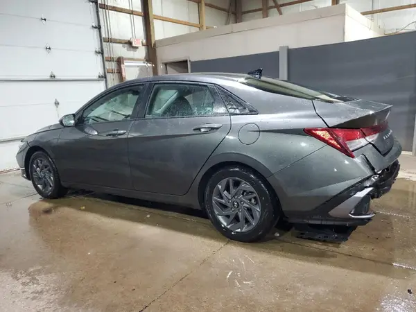 KMHLM4DG6RU682805 2024 HYUNDAI ELANTRA - Image 2