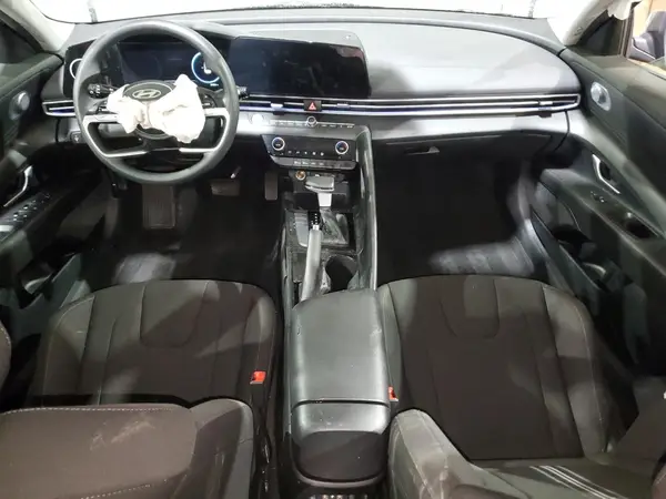 KMHLM4DG6RU682805 2024 HYUNDAI ELANTRA - Image 8