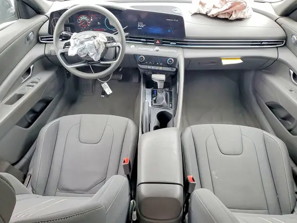 KMHLM4DG6RU686093 2024 HYUNDAI ELANTRA - Image 8
