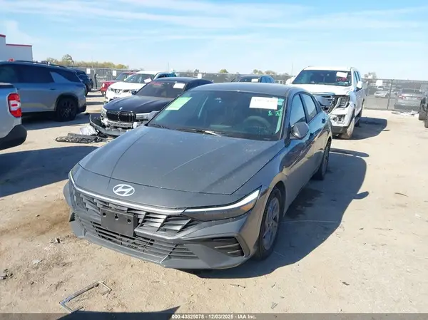 KMHLM4DG6RU702776 2024 HYUNDAI ELANTRA - Image 2