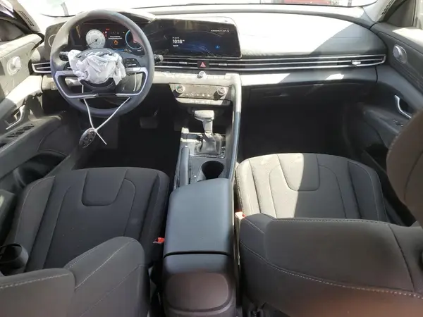 KMHLM4DG6RU705578 2024 HYUNDAI ELANTRA - Image 8