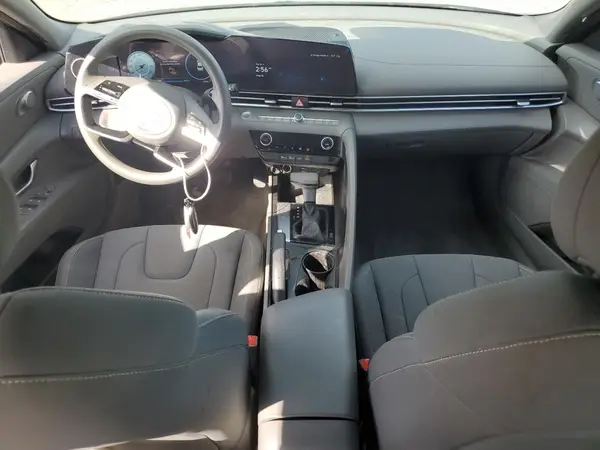 KMHLM4DG6RU724969 2024 HYUNDAI ELANTRA - Image 8
