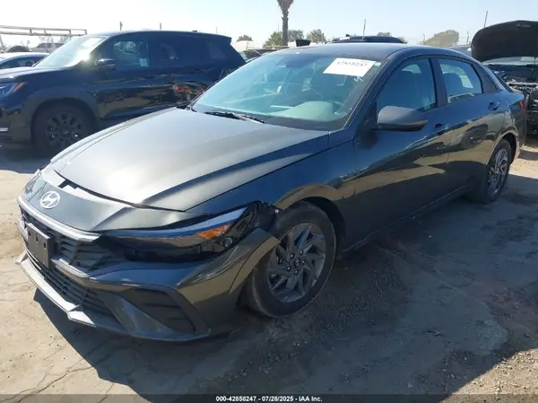 KMHLM4DG6RU732599 2024 HYUNDAI ELANTRA - Image 2