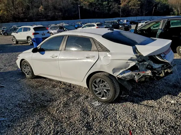 KMHLM4DG6RU734093 2024 HYUNDAI ELANTRA - Image 2