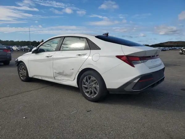 KMHLM4DG6RU736636 2024 HYUNDAI ELANTRA - Image 2