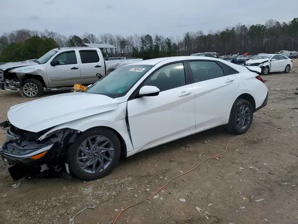 KMHLM4DG6RU747040 2024 HYUNDAI ELANTRA - Image 1