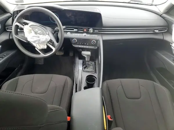 KMHLM4DG6RU747040 2024 HYUNDAI ELANTRA - Image 8