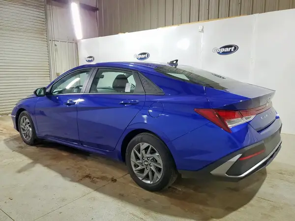 KMHLM4DG6RU747071 2024 HYUNDAI ELANTRA - Image 2