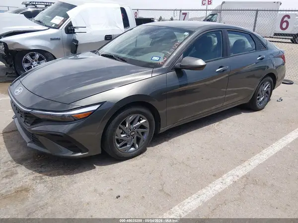 KMHLM4DG6RU751539 2024 HYUNDAI ELANTRA - Image 2