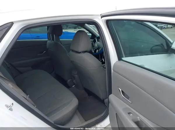 KMHLM4DG6RU753176 2024 HYUNDAI ELANTRA - Image 8