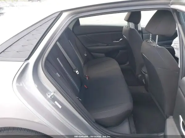 KMHLM4DG6RU753677 2024 HYUNDAI ELANTRA - Image 8