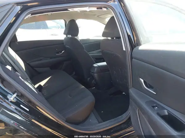 KMHLM4DG6RU754179 2024 HYUNDAI ELANTRA - Image 8