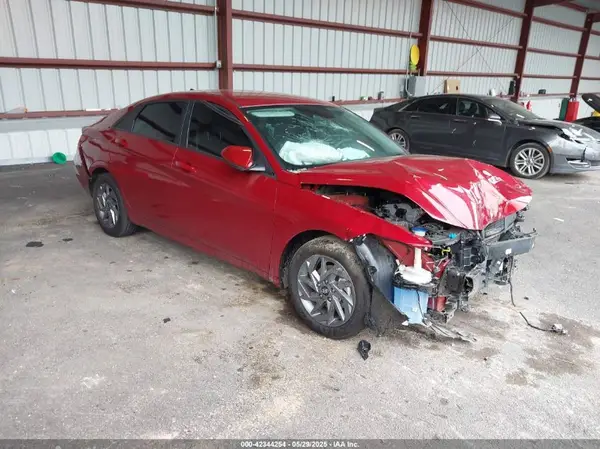 KMHLM4DG6RU759379 2024 HYUNDAI ELANTRA - Image 1