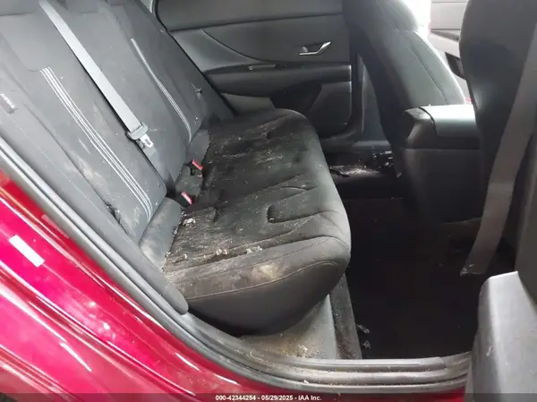 KMHLM4DG6RU759379 2024 HYUNDAI ELANTRA - Image 8