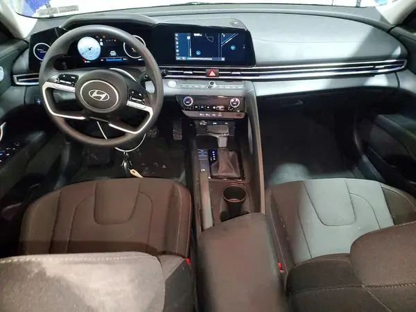 KMHLM4DG6RU759611 2024 HYUNDAI ELANTRA - Image 8