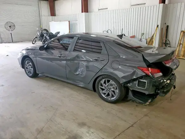 KMHLM4DG6RU762363 2024 HYUNDAI ELANTRA - Image 2