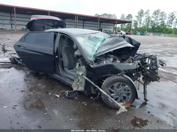 KMHLM4DG6RU767031 2024 HYUNDAI ELANTRA - Image 1