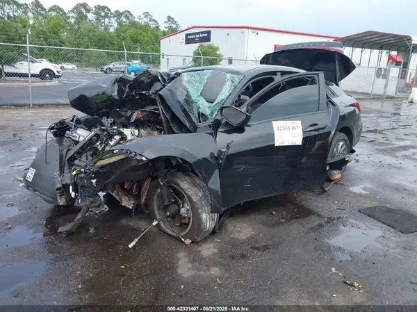KMHLM4DG6RU767031 2024 HYUNDAI ELANTRA - Image 2
