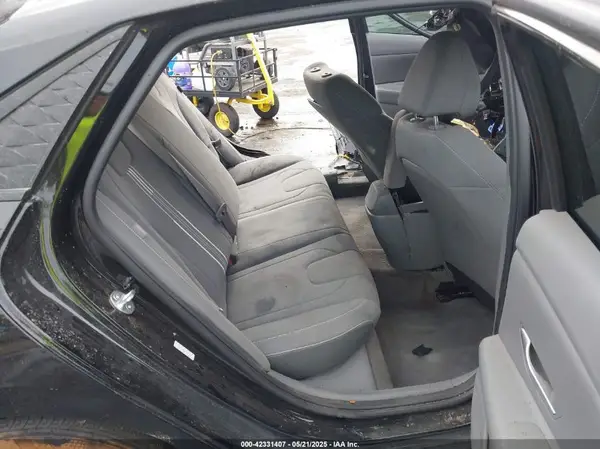 KMHLM4DG6RU767031 2024 HYUNDAI ELANTRA - Image 8