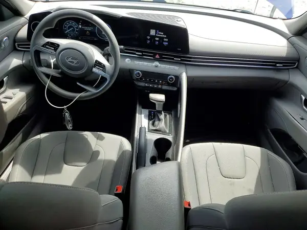 KMHLM4DG6RU767899 2024 HYUNDAI ELANTRA - Image 8
