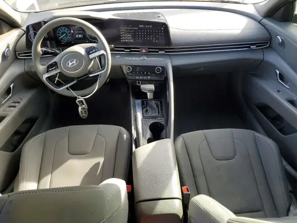 KMHLM4DG6RU775551 2024 HYUNDAI ELANTRA - Image 8