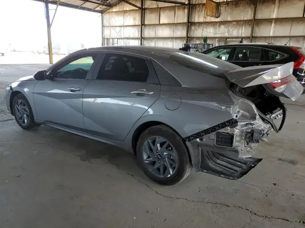 KMHLM4DG6RU775727 2024 HYUNDAI ELANTRA - Image 2